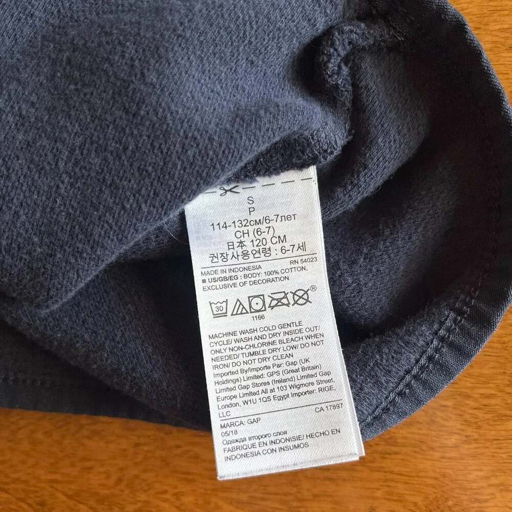 Gap quarter-zip stripe-sleeve sweater S 6-7